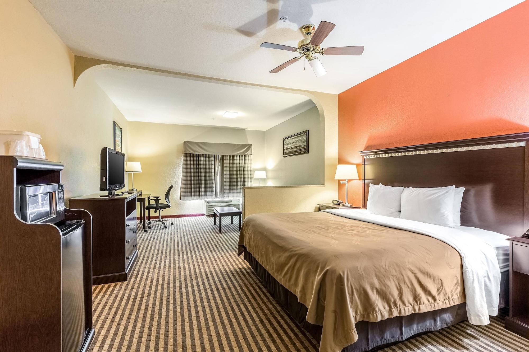 Quality Suites North Houston - Spring Buitenkant foto