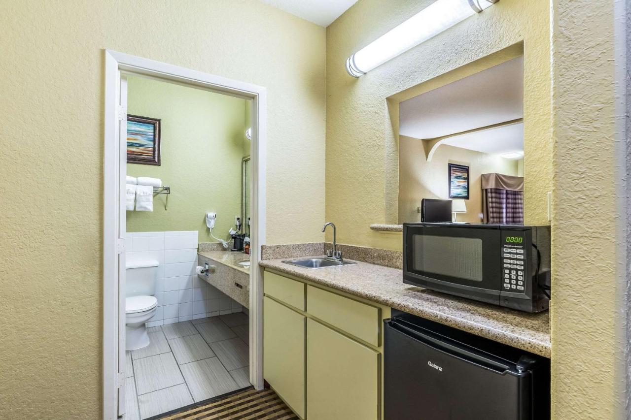 Quality Suites North Houston - Spring Buitenkant foto