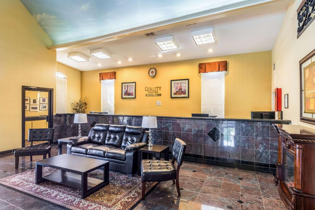 Quality Suites North Houston - Spring Buitenkant foto