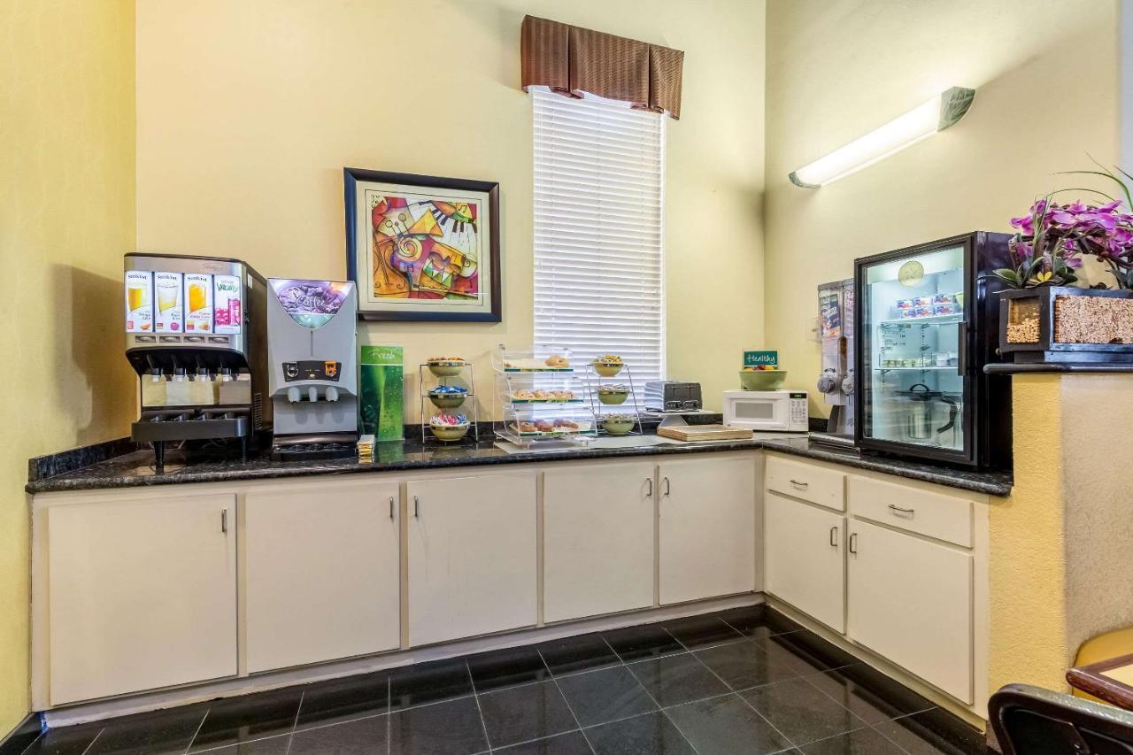 Quality Suites North Houston - Spring Buitenkant foto