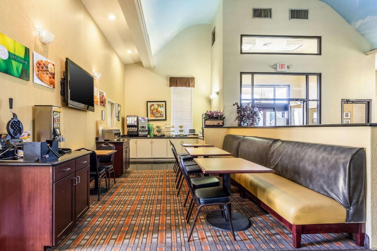 Quality Suites North Houston - Spring Buitenkant foto